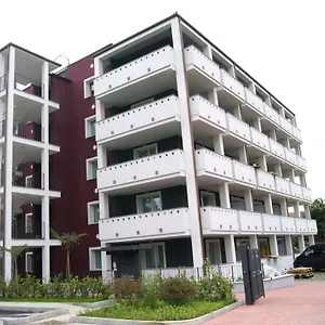 Aparthotel Malpensa, Case Nuove (Lombardy)